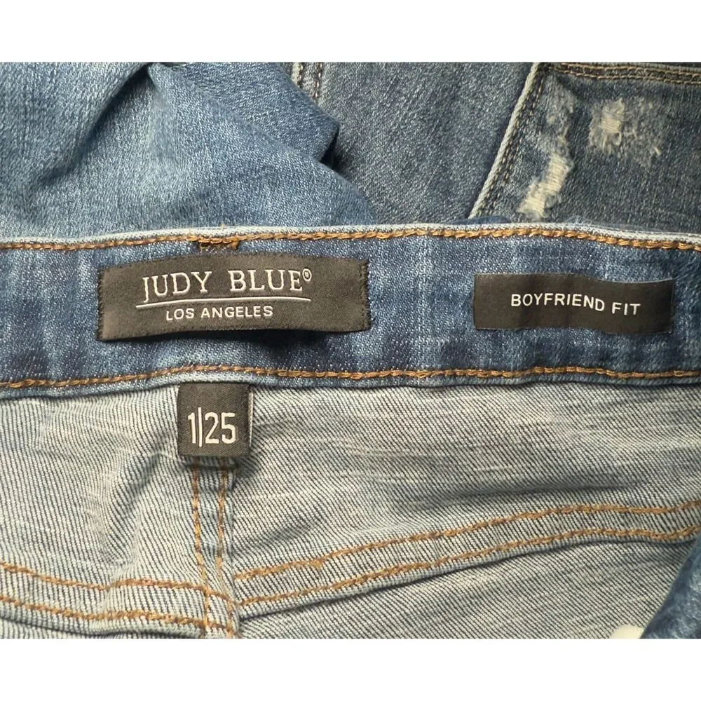 Judy Blue Boyfriend Fit Distressed Mid-Rise Jean Sz: 1/25 - Picture 5 of 5